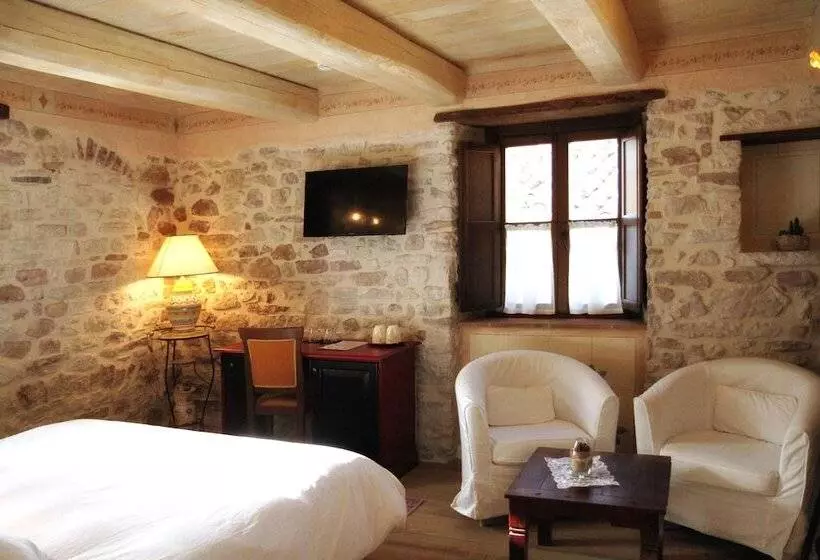 デラックスルーム, Torre Del Nera Albergo Diffuso & Spa