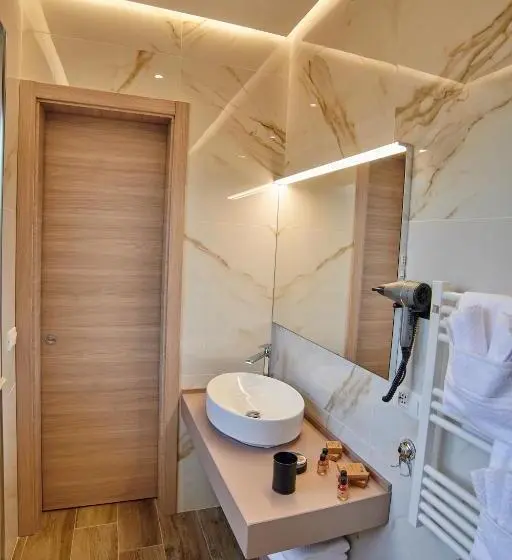 バルコニー付きスタンダードトリプルルーム, B&b Giglio Di Mare