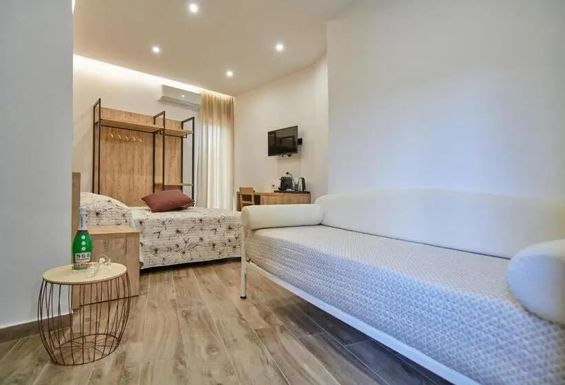 バルコニー付きスタンダードトリプルルーム, B&b Giglio Di Mare
