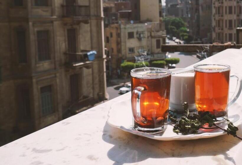 اتاق استاندارد سه تخته با بالکن, New Abdeen Palace Hostel