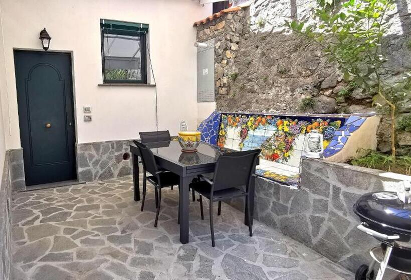 Апартаменты 1 Спальня Вид на Море, Relais Amalfi Coast