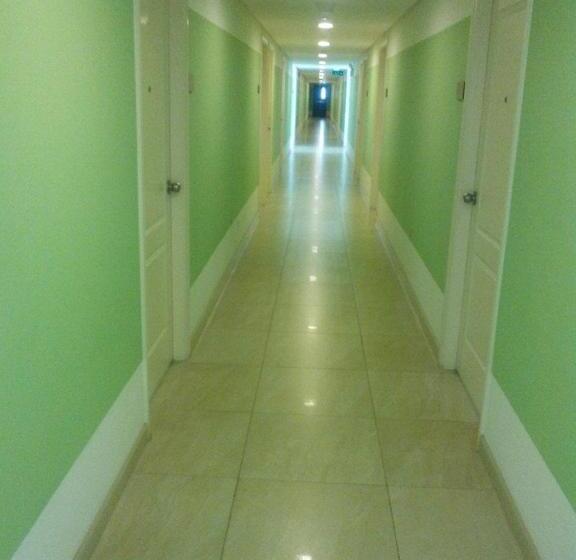 Suite Vista Citt?, Azure Urban Residences