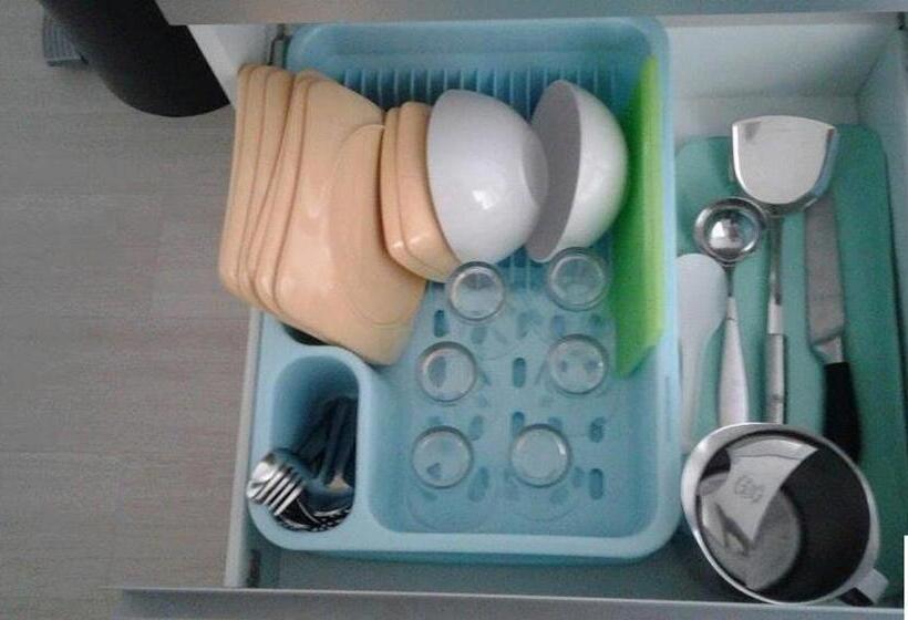 Suite Vista Piscina, Azure Urban Residences