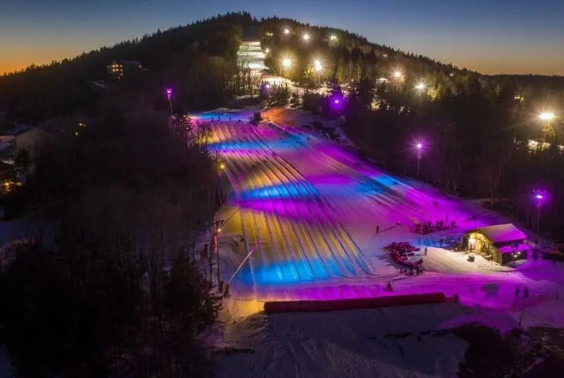 １ベッドルームアパートメント, Snowshoe Ski In & Ski Out At Silvercreek Resort   Family Friendly, Jacuzzi, Hot Tub, Mountain Views