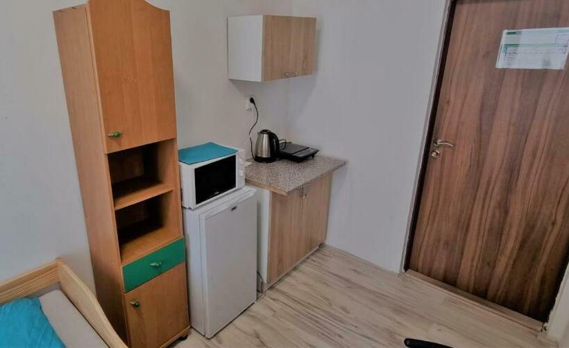 标准间, Ubytování Střekov Aréna