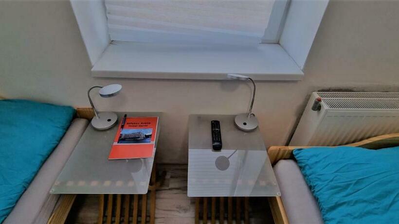 标准间, Ubytování Střekov Aréna