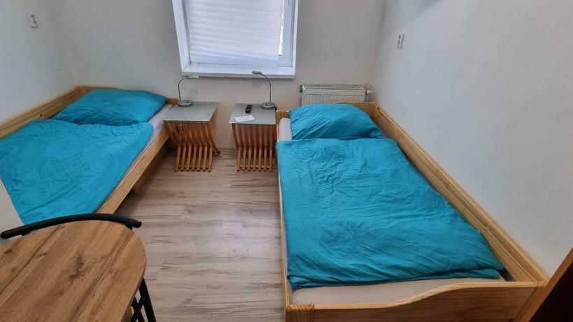 标准间, Ubytování Střekov Aréna