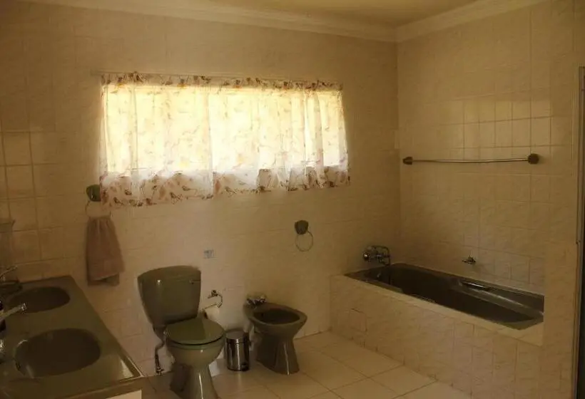 スタンダードルーム, Tamboti Bush Lodge