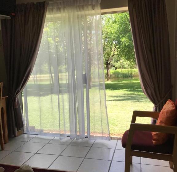 חדר סטנדרט נוף לגינה, Tamboti Bush Lodge