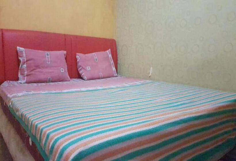 Номер Economy, Spot On 91105 Hotel Salsabila