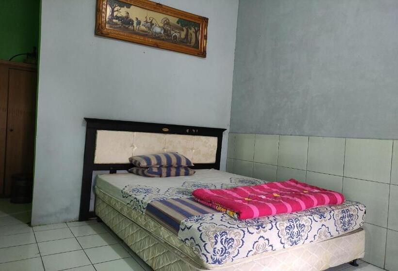 标准间, Spot On 91105 Hotel Salsabila