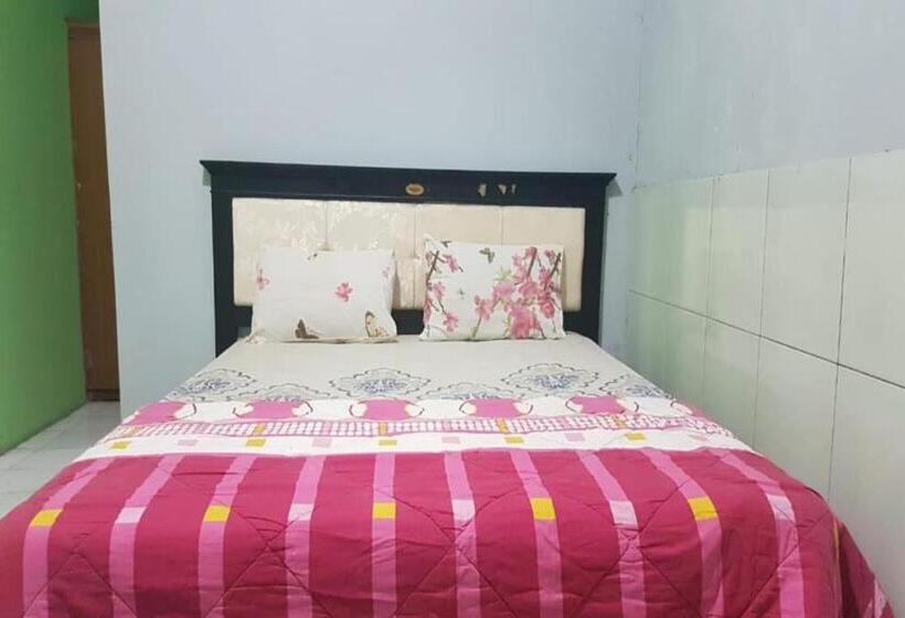 标准间, Spot On 91105 Hotel Salsabila