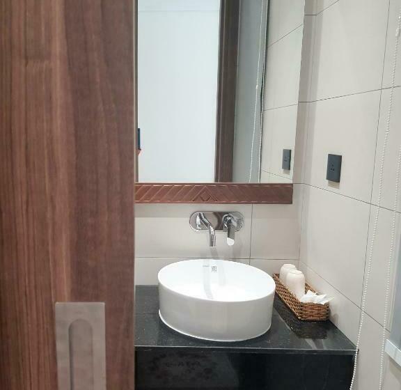 آپارتمان 1 خوابه با بالکن, Beach Condotel   Apec Phú Yên