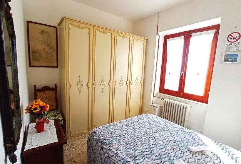 חדר דלוקס, La Ginestra B&b