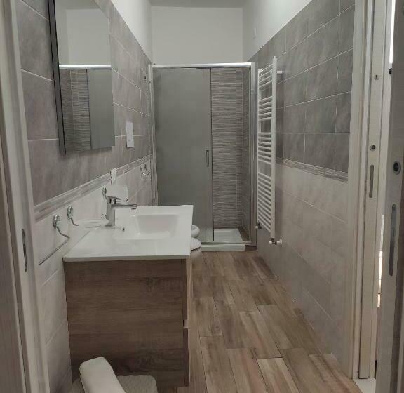 غرفة عائلية, Affittacamere Arco Antico