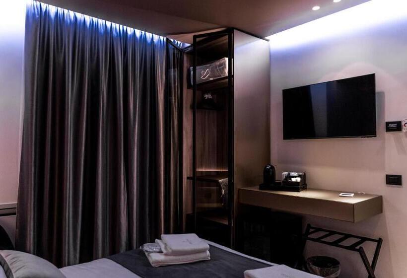 חדר דלוקס, Trèscharme