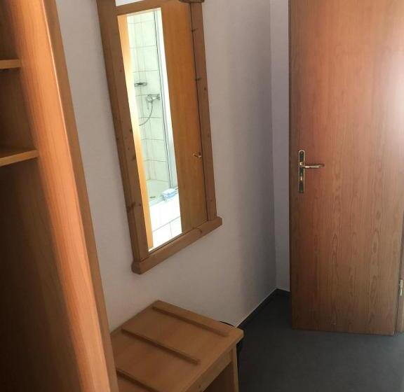 标准单人间, Brauereigasthof Hotel Schlüssel