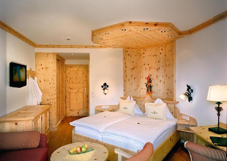 חדר סטנדרט עם מרפסת, Aktivhotel Alpendorf