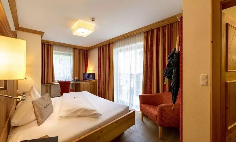 バルコニー付きシングルスタンダードルーム, Aktivhotel Alpendorf