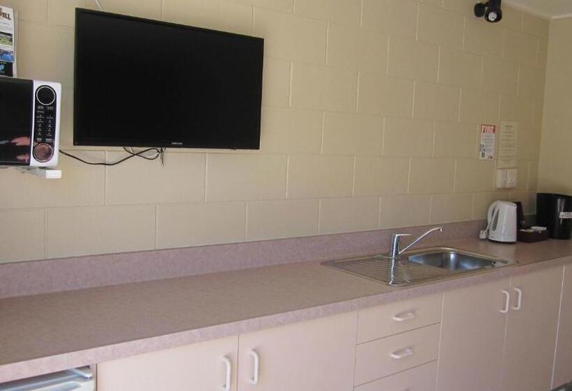 침실 1개 아파트, Cromwell Motel