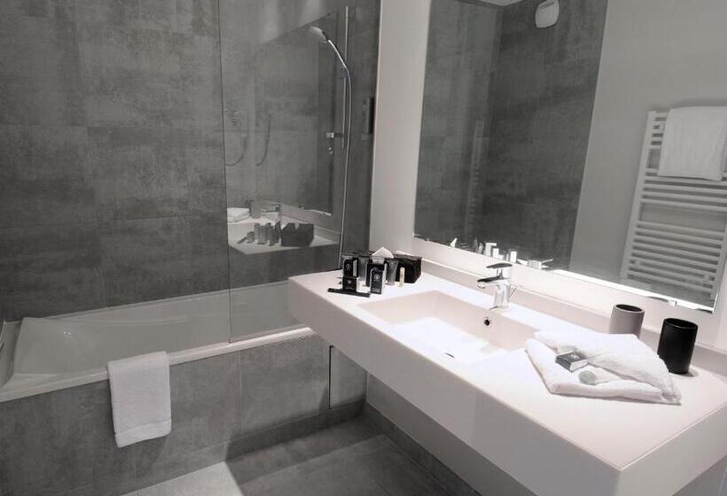 Номер Deluxe Кровать Кинг, Best Western Plus Hôtel & Spa De Chassieu