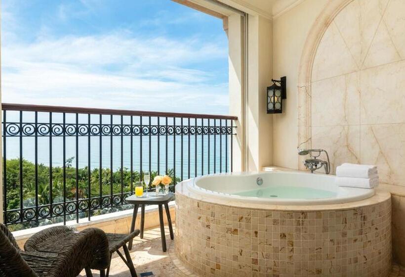 高级海景房, Crowne Plaza Resort Sanya Bay, An Ihg
