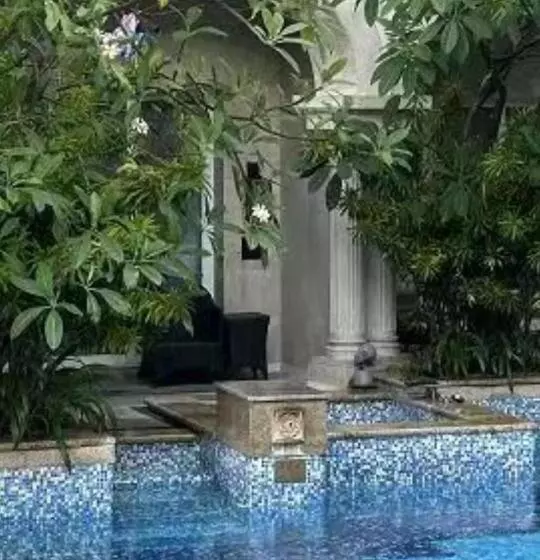 プールビューのプレミアムルーム, Crowne Plaza Resort Sanya Bay, An Ihg