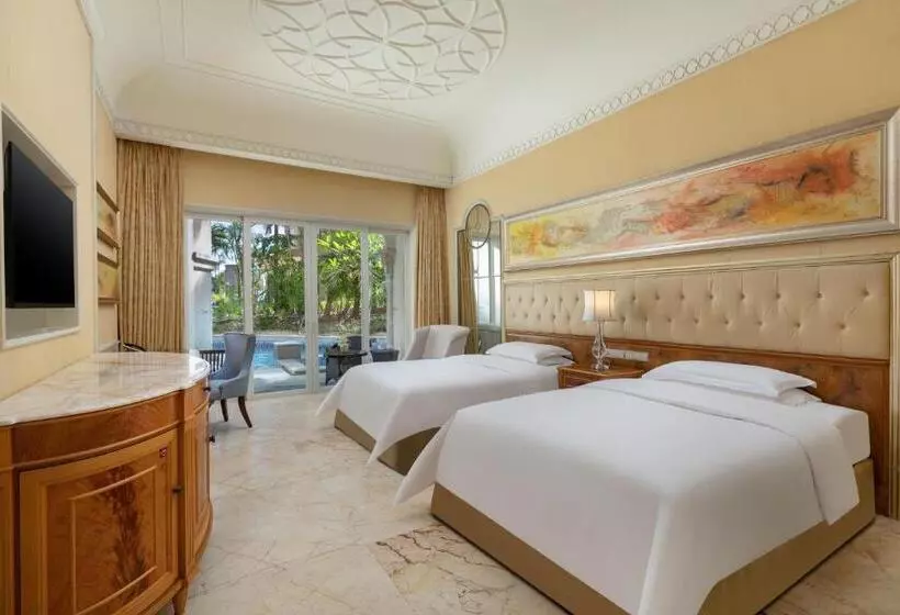 プールビューのプレミアムルーム, Crowne Plaza Resort Sanya Bay, An Ihg