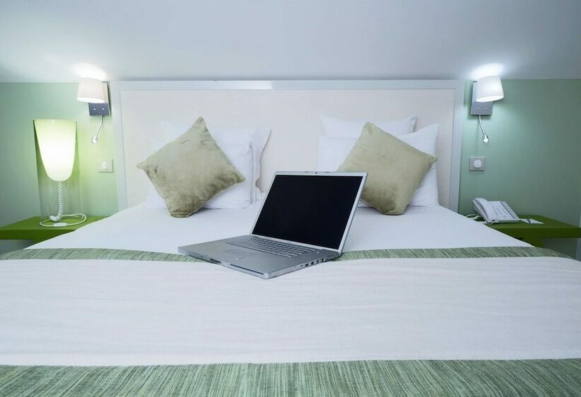 غرفة سوبيريور, Kyriad Paris 18  Porte De Clignancourt  Montmartre