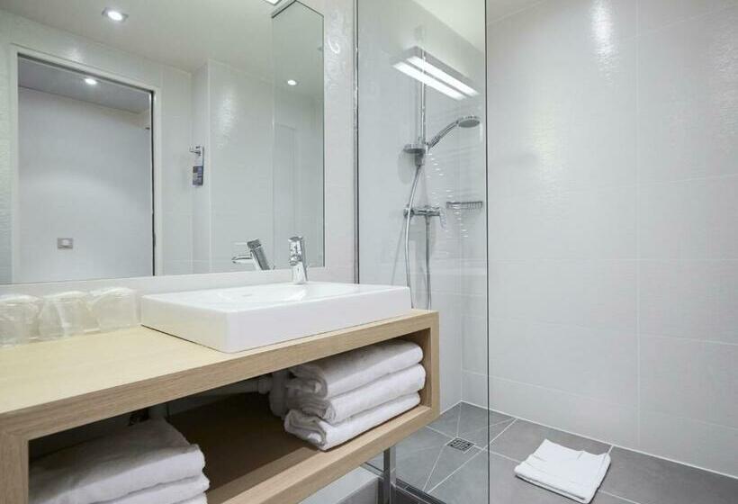 غرفة قياسية, Kyriad Paris 18  Porte De Clignancourt  Montmartre