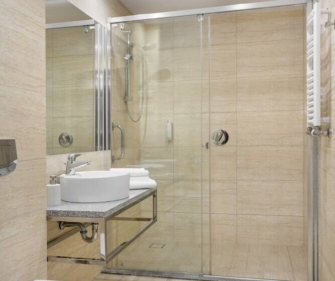 غرفة بيزنس, Moderno Poznań