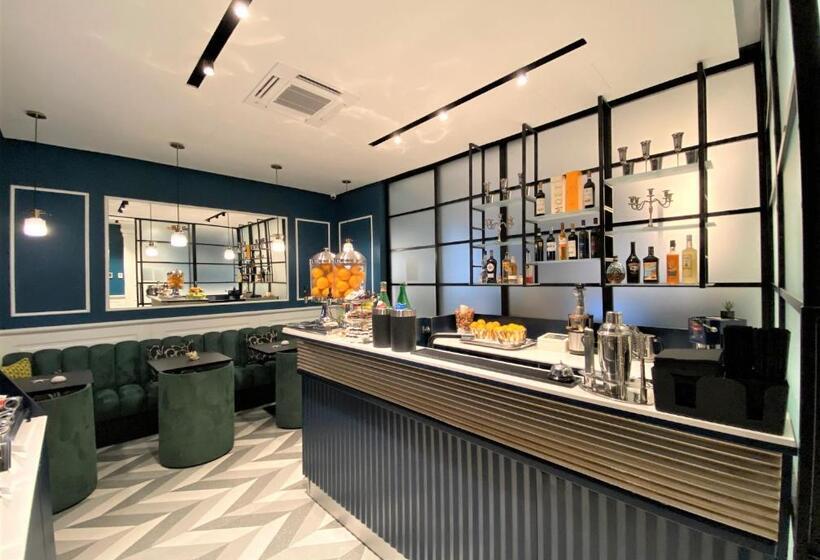 اتاق لوکس با چشم‌انداز دریا, Relais Sul Mare Boutique