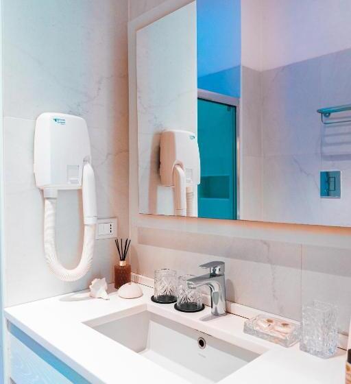 اتاق لوکس با چشم‌انداز دریا, Relais Sul Mare Boutique