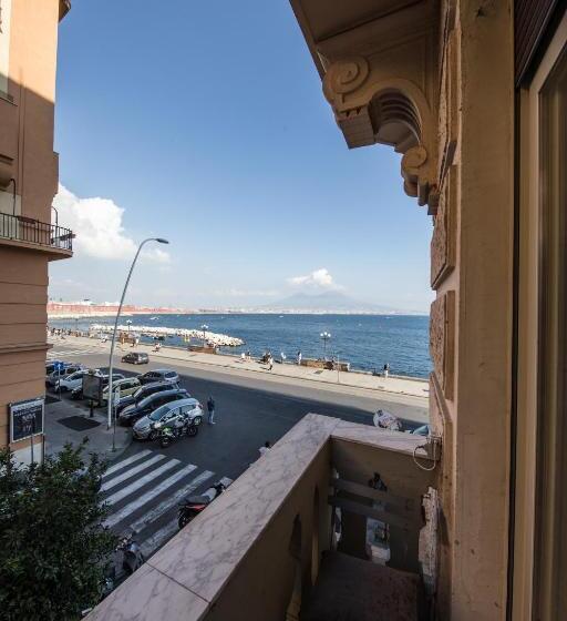 سوییت سوپریور با چشم‌انداز دریا, Relais Sul Mare Boutique