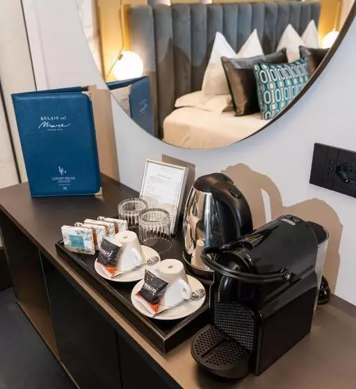 اتاق سوپریور با چشم‌انداز جانبی دریا, Relais Sul Mare Boutique