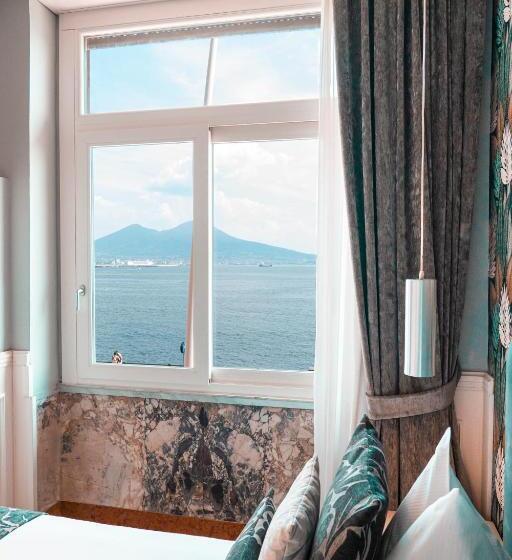 اتاق لوکس با چشم‌انداز دریا, Relais Sul Mare Boutique