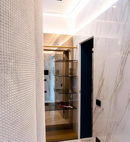 سوئیت با چشم‌انداز دریا و هیدروماساژ, Relais Sul Mare Boutique