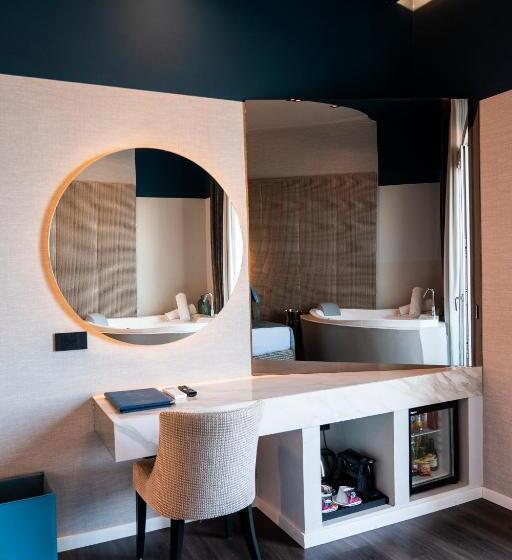 سوئیت با چشم‌انداز دریا و هیدروماساژ, Relais Sul Mare Boutique