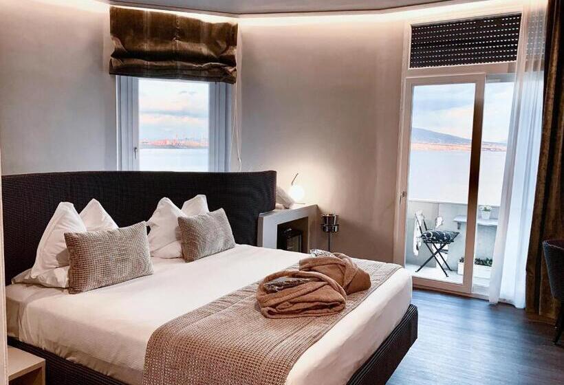 سوییت سوپریور با چشم‌انداز دریا, Relais Sul Mare Boutique
