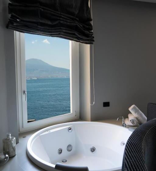 سوییت سوپریور با چشم‌انداز دریا, Relais Sul Mare Boutique