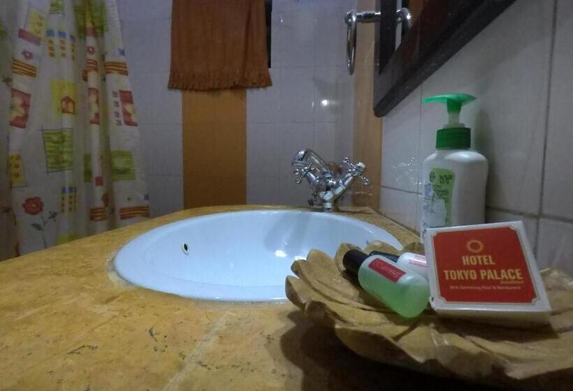 اتاق لوکس, Tokyo Palace