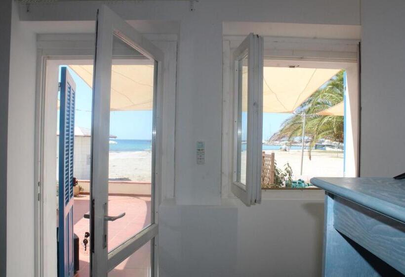 스탠다드 룸 바다 전망, Vel Marì   Rooms On The Beach