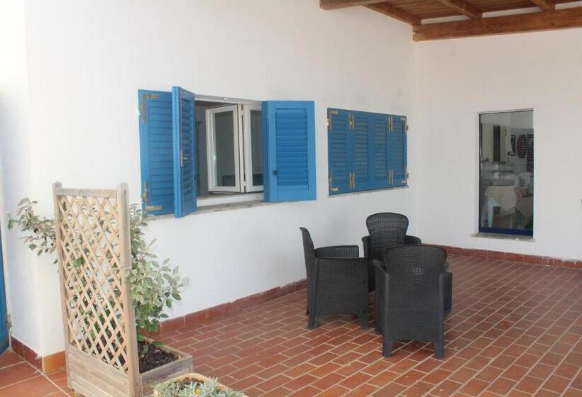 Triple Room Sea View, Vel Marì   Rooms On The Beach