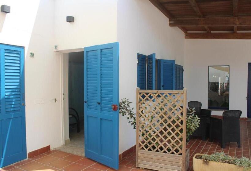 Triple Room Sea View, Vel Marì   Rooms On The Beach