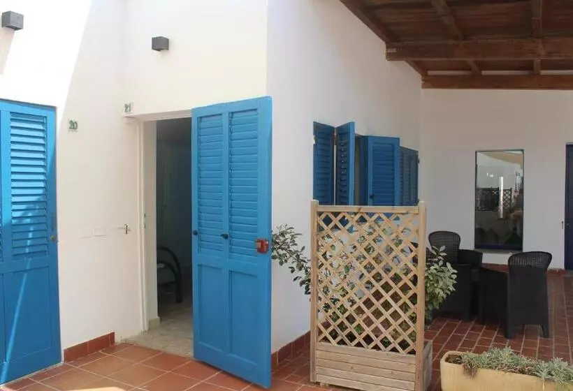 Triple Room Sea View, Vel Marì   Rooms On The Beach