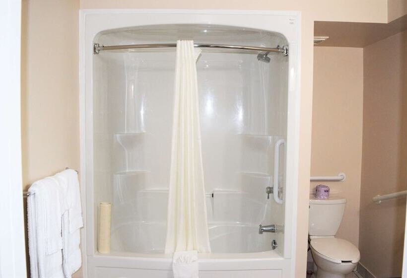 Номер Стандарт 2 Двуспальные Кровати, Knights Inn Arnprior