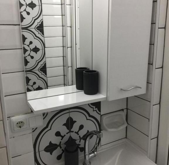 سوییت خانوادگی, Güneş Apart Otel