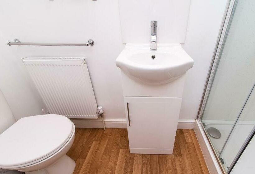 اتاق لوکس, The Linden Leaf Rooms