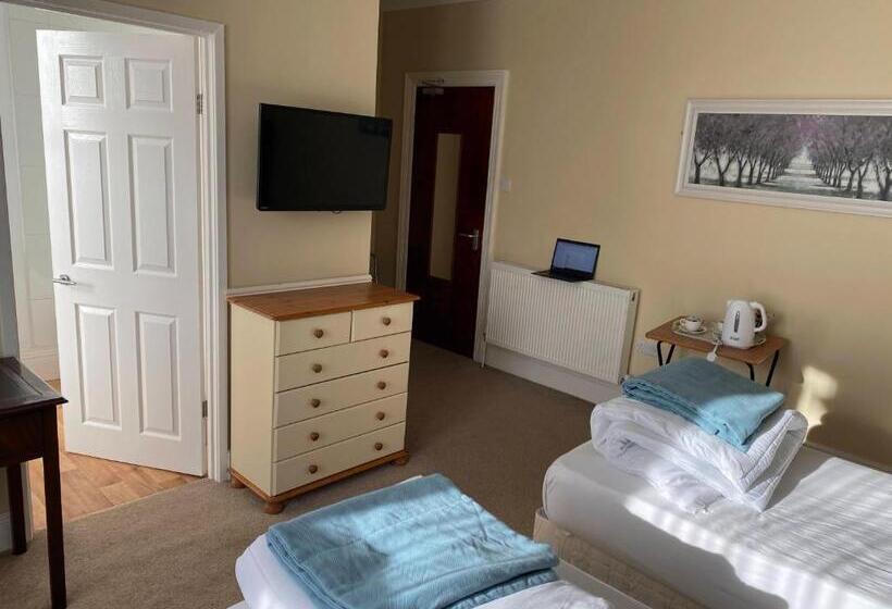 اتاق لوکس سه تخته, The Linden Leaf Rooms