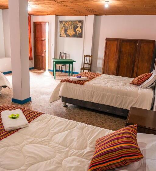 اتاق استاندارد چهار تخته, Casona Museo Catalina Huanca